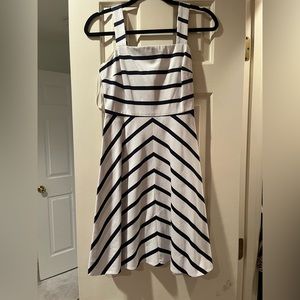 Never worn before Draper James Spring Dress